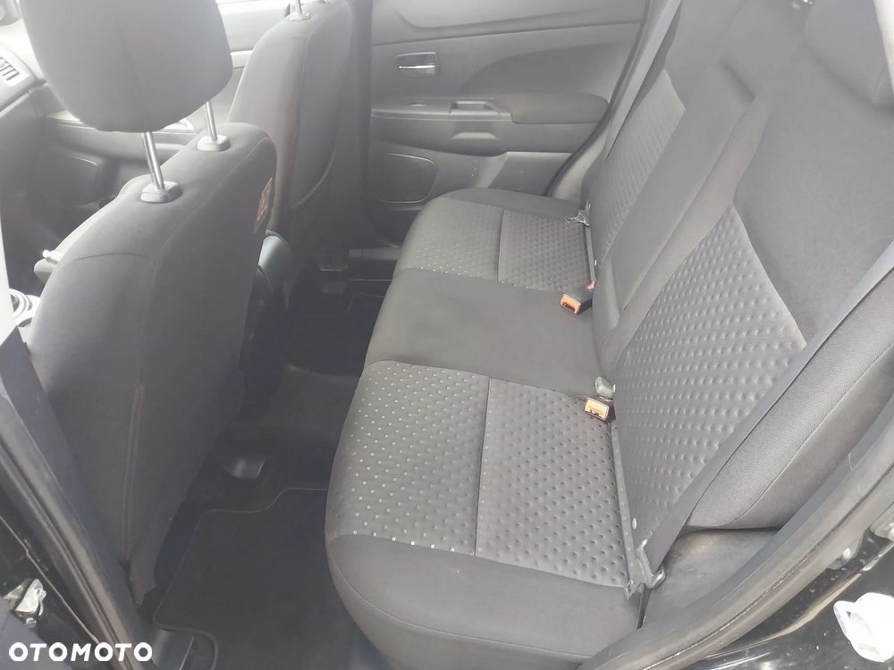 Mitsubishi ASX 1.6 2WD Edition 100+ - 19