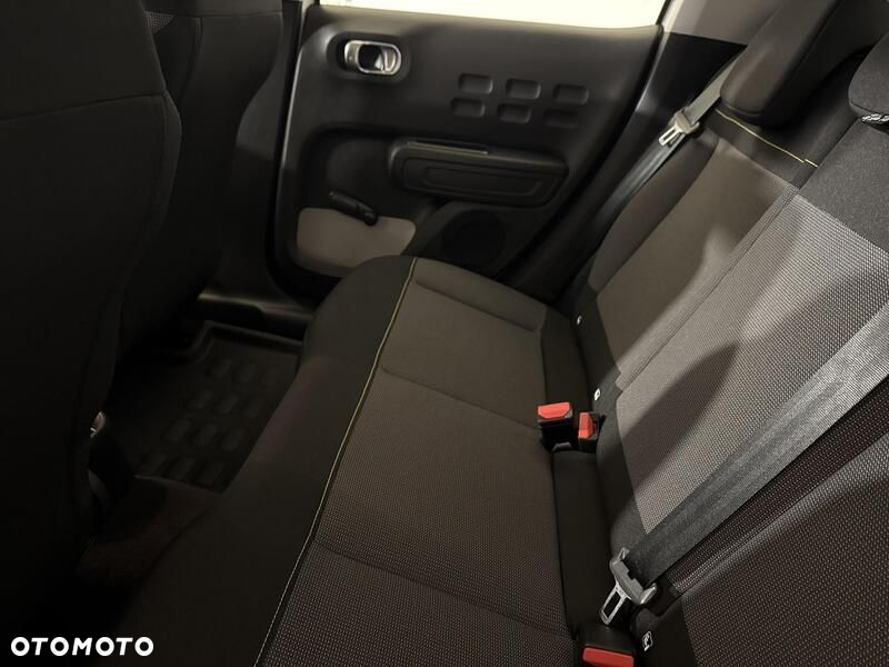 Citroën C3 1.2 PureTech Feel - 19