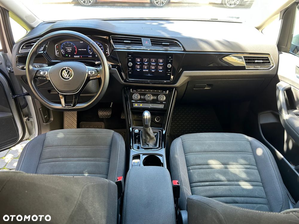 Volkswagen Touran 1.5 TSI EVO Highline DSG - 9
