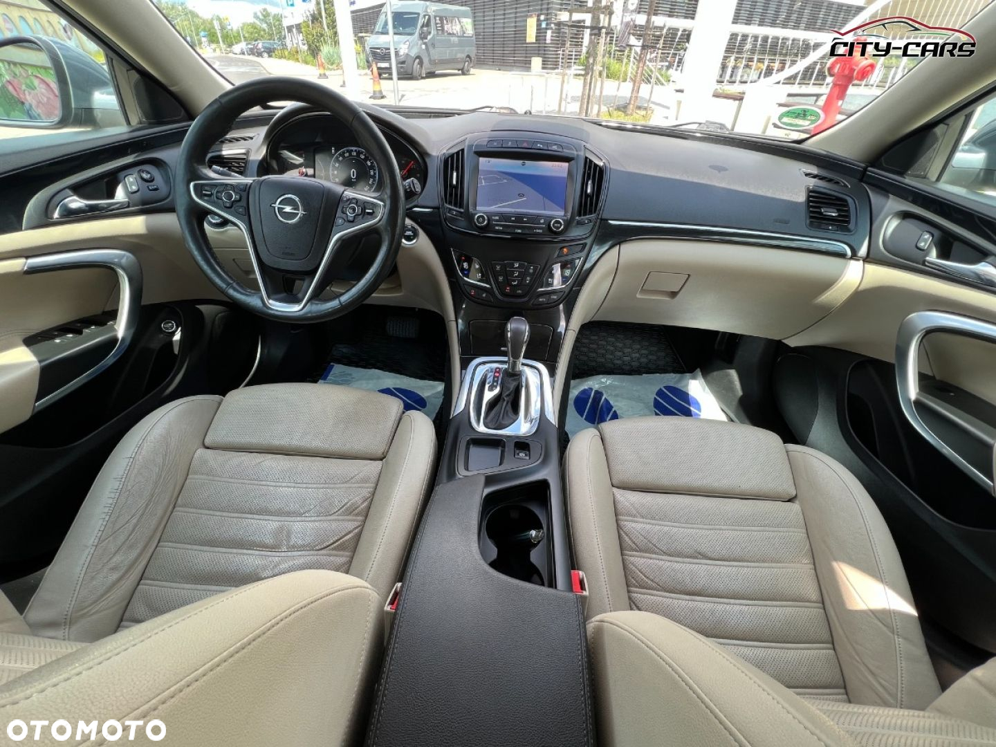 Opel Insignia - 15