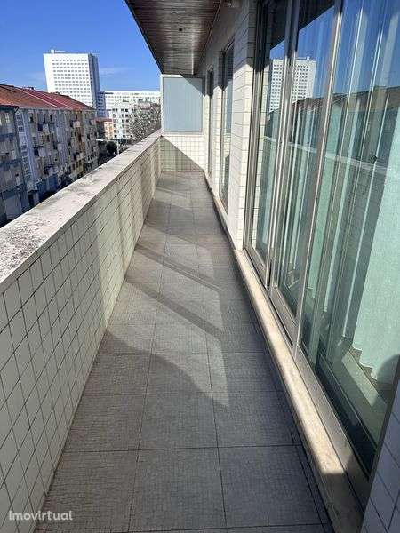 Apartamento Gaia centro Jardim Soares dos Reis 75m2 - Grande imagem: 2/12