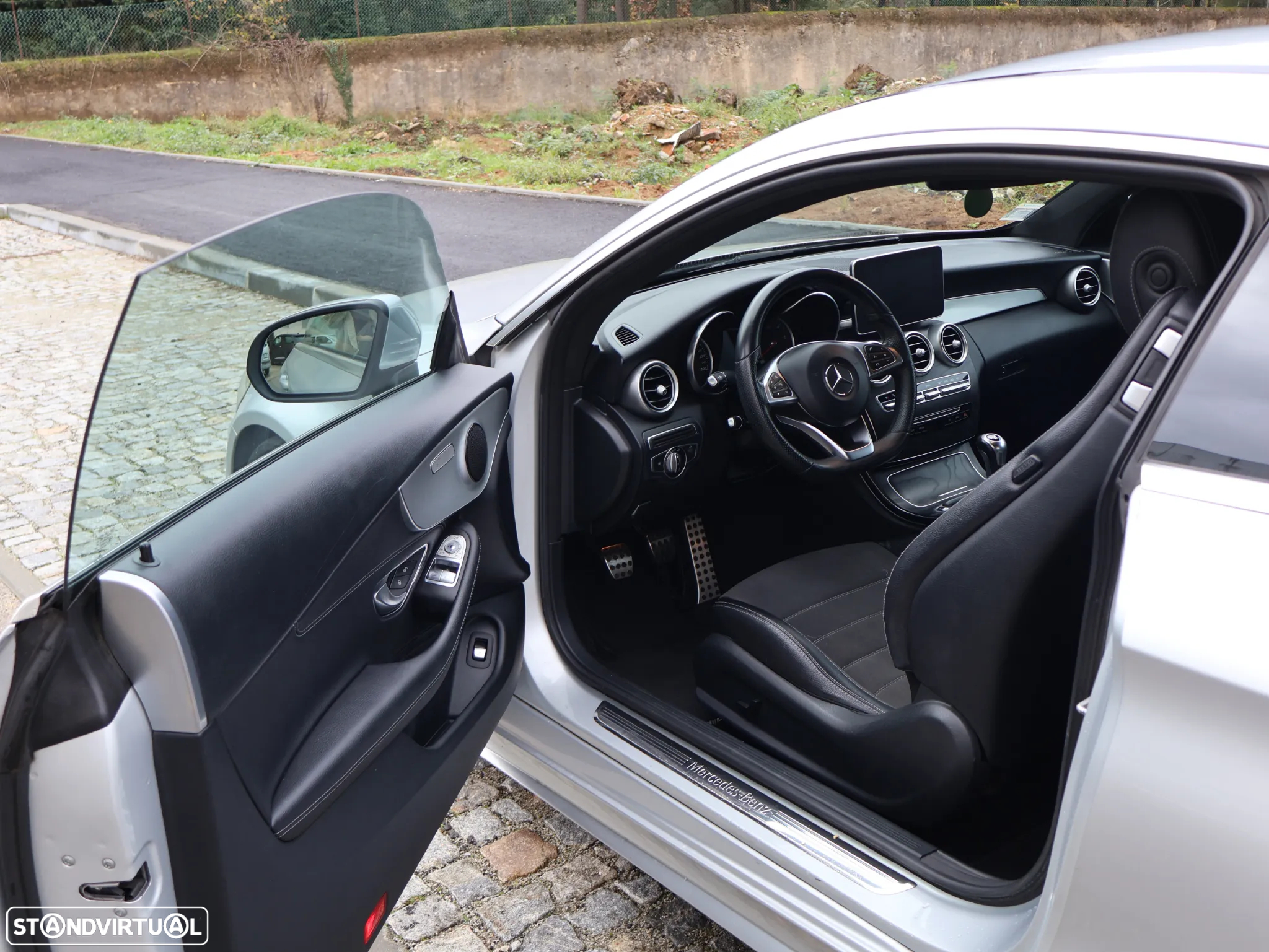 Mercedes-Benz C 220 d Coupe AMG Line - 4