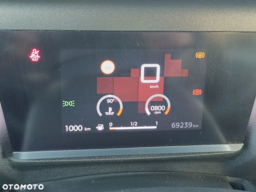 Citroën C4 1.5 BlueHDi C-Series S&S - 12