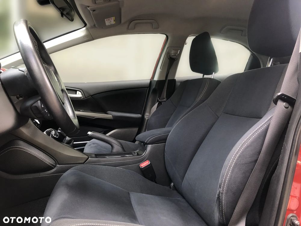 Honda Civic 1.8 Sport - 12