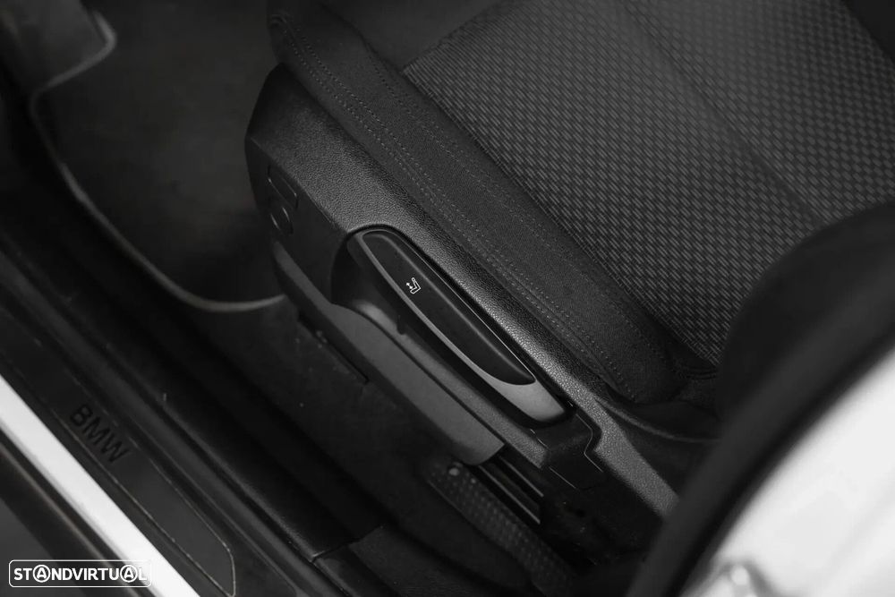 BMW X2 16 d sDrive Auto Advantage - 29