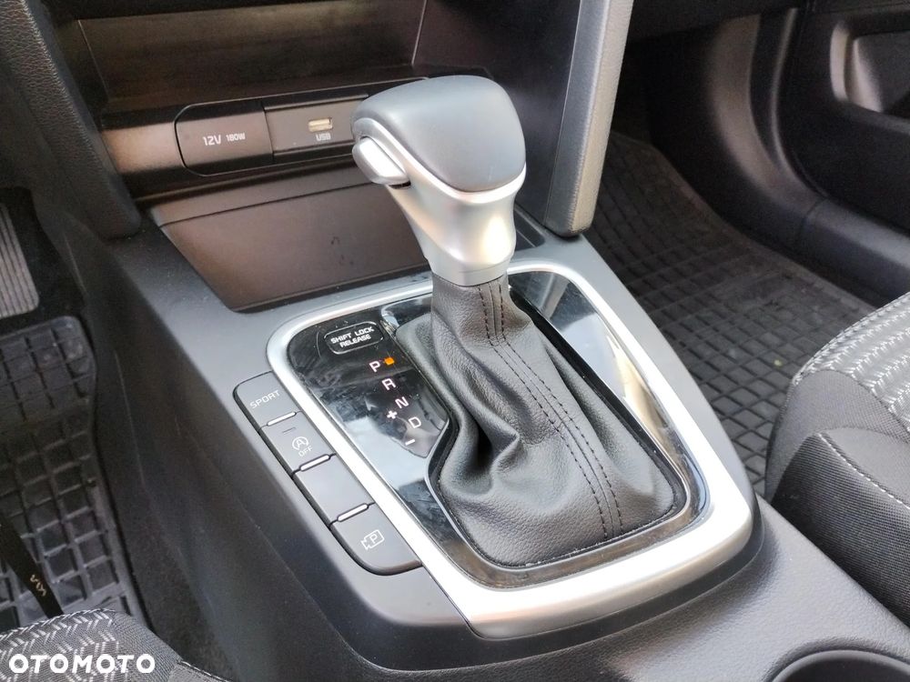 Kia XCeed 1.5 T-GDI M DCT - 25