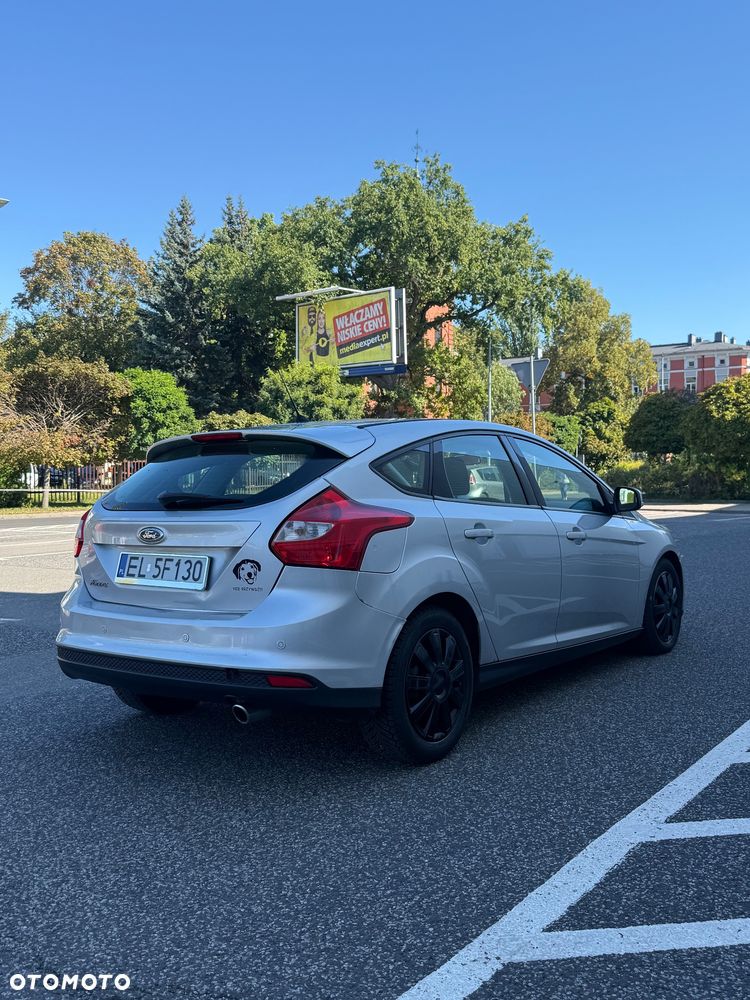 Ford Focus ver-2-0-tdci-dpf-styleplus - 4