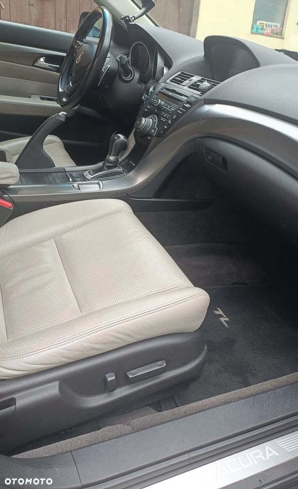 Acura TL - 31