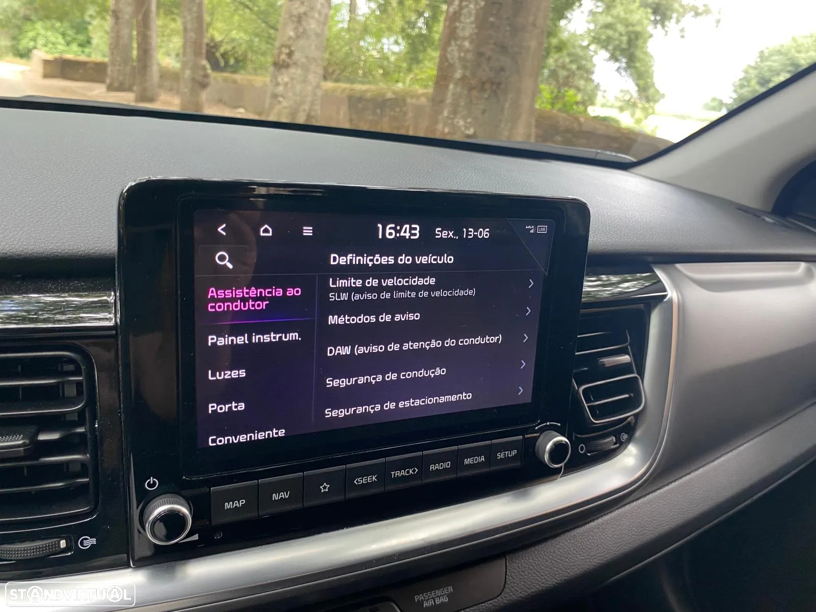 Kia Stonic 1.0 T-GDI Drive - 28