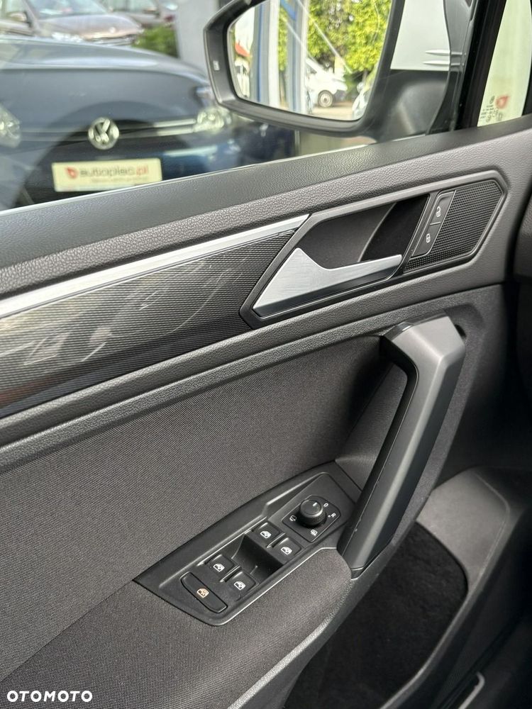 Volkswagen Tiguan - 34