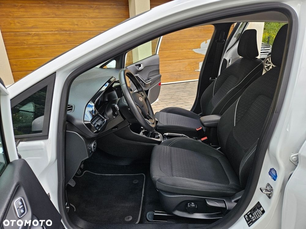 Ford Fiesta 1.5 TDCi S&S TITANIUM - 19