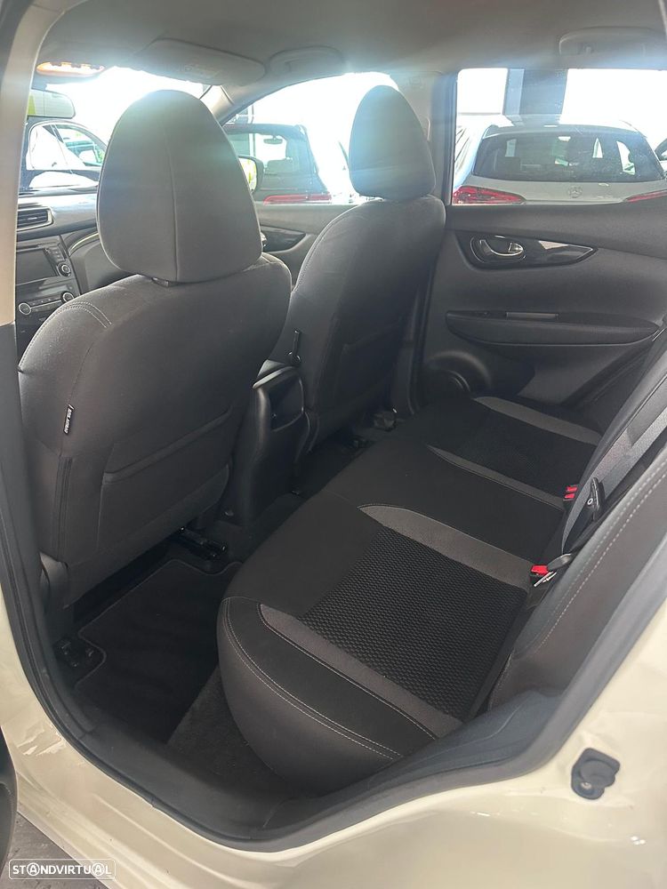 Nissan Qashqai 1.3 DIG-T Acenta - 8