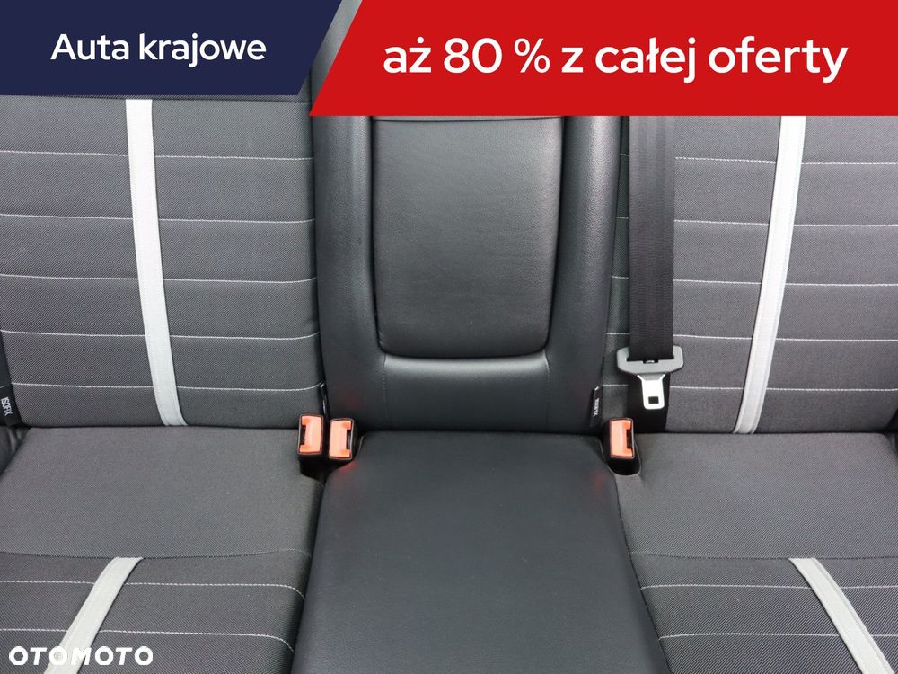 Ford Kuga - 12