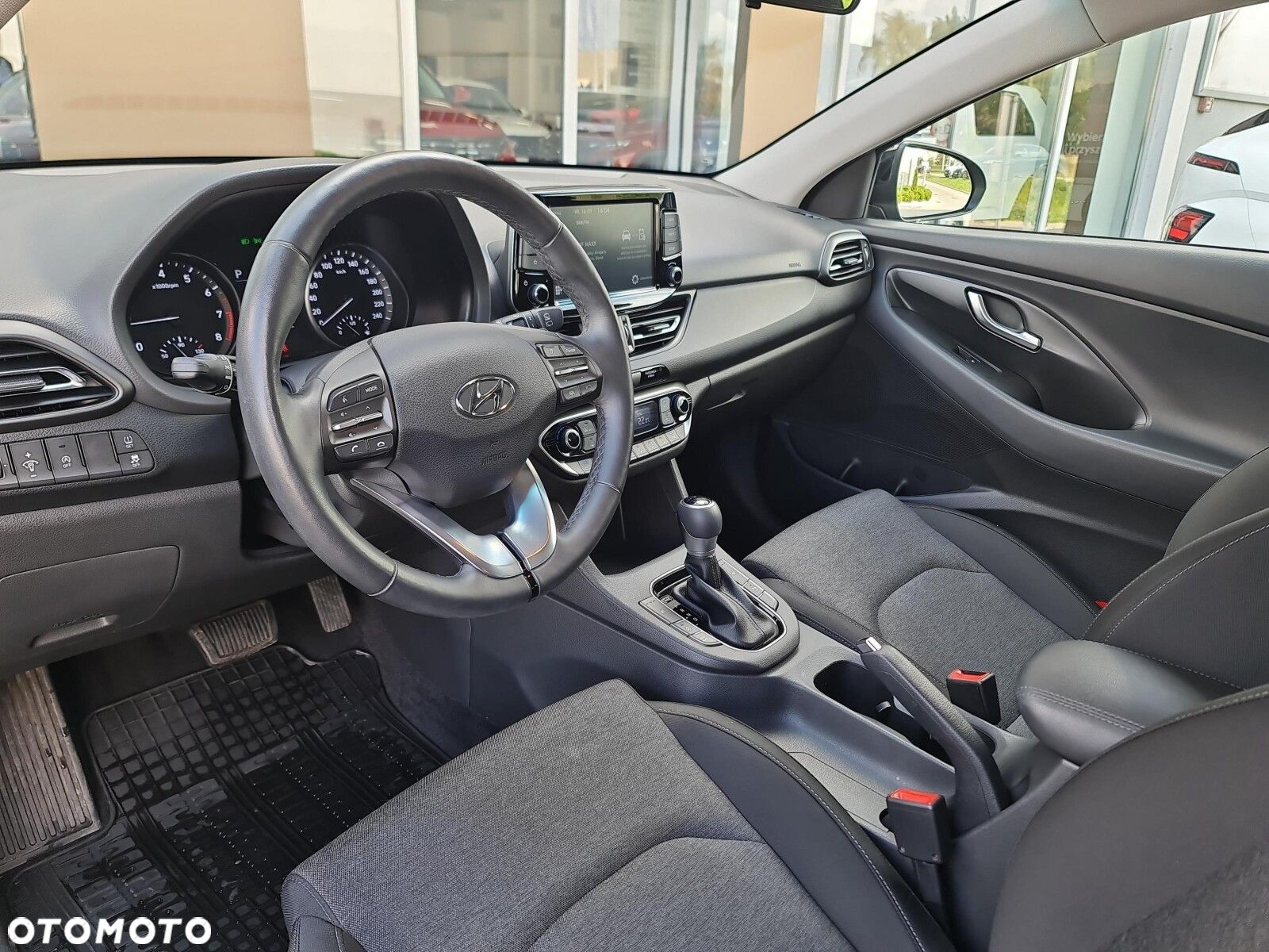 Hyundai i30 1.0 T-GDI Smart DCT - 12