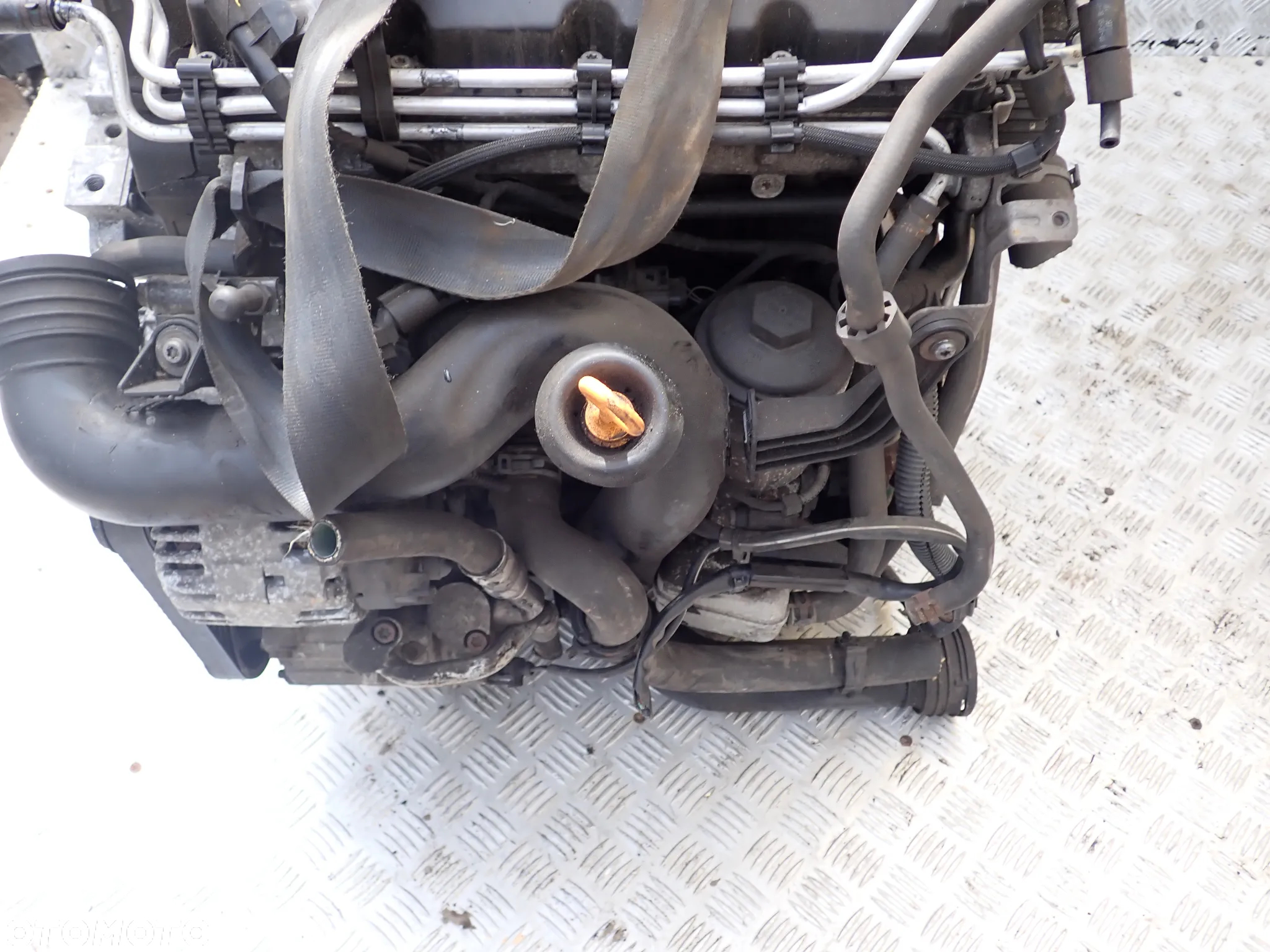SILNIK 1.9 TDI BXE 105 KM SEAT ALTEA VW GOLF V TOURAN  RADOM - 2