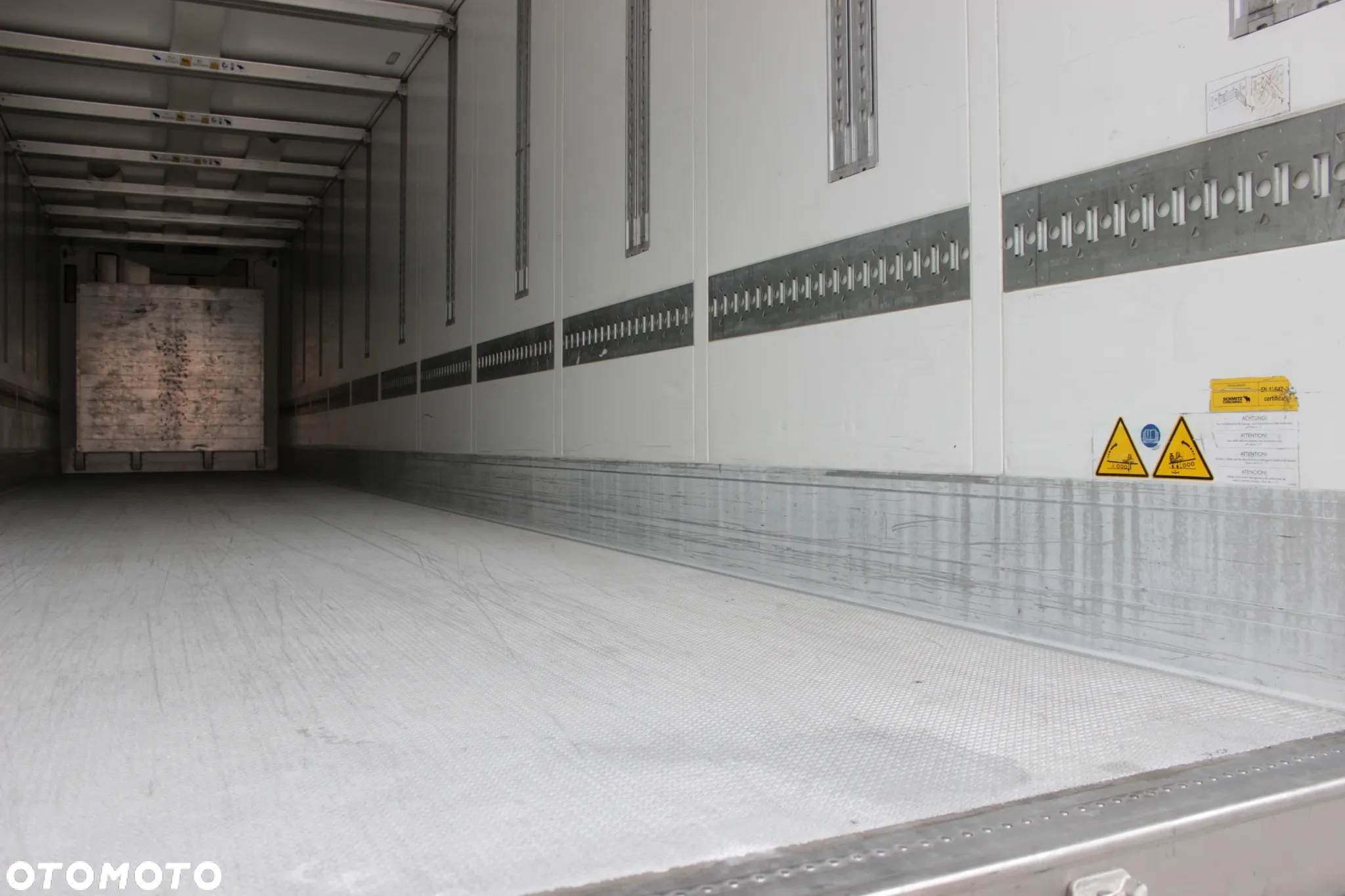 Schmitz Cargobull Thermo King SLXi 300 / DOPPELSTOCK / FP 60 ŚCIANA 7 CM / JAK NOWA / - 10