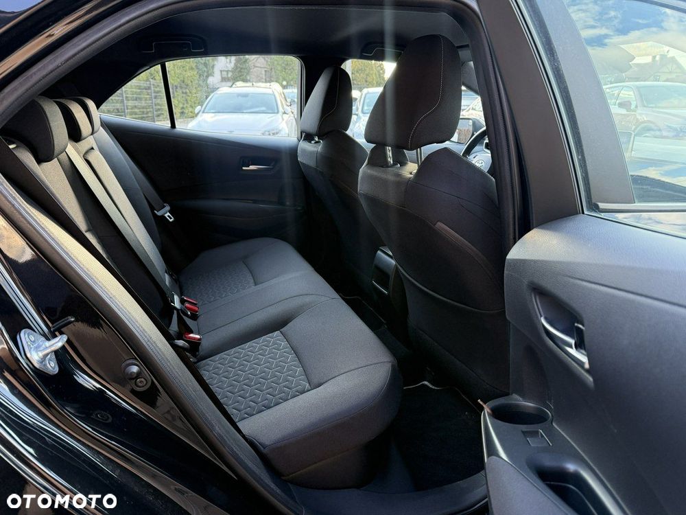 Toyota Corolla 1.8 Hybrid Comfort - 27