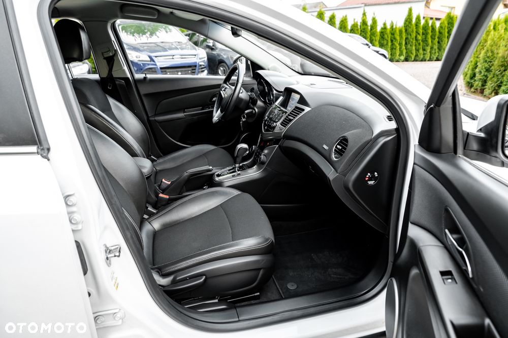 Chevrolet Cruze 1.8 Automatik LTZ - 24