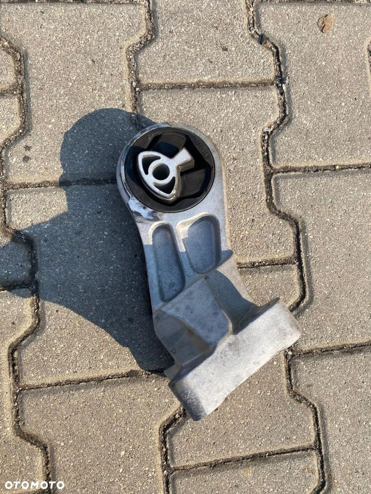 PODUSZKA SILNIKA RENAULT MASTER 10- NT RH 2.3DCI ORG 113757025R