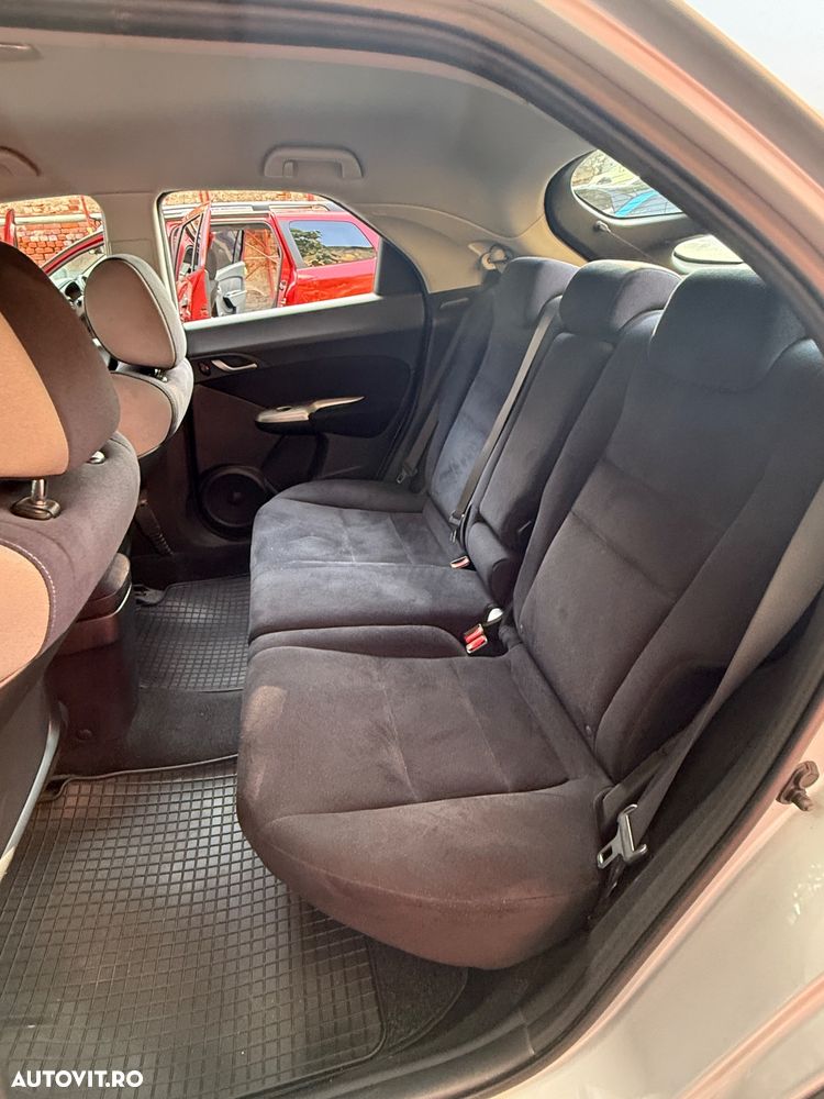 Honda Civic 1.4i-DSi Confort - 12