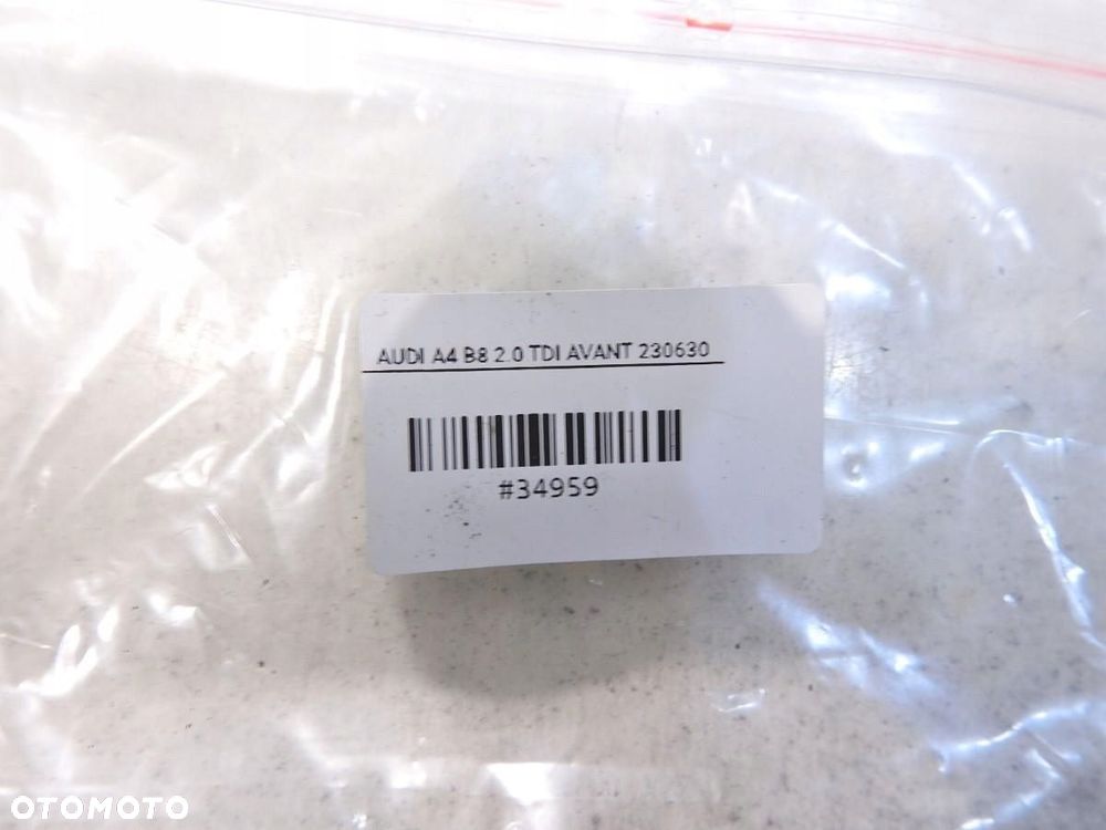 ŁAPKA UCHWYT MOCOWANIE WTRYSKU AUDI A4 B8 - 3