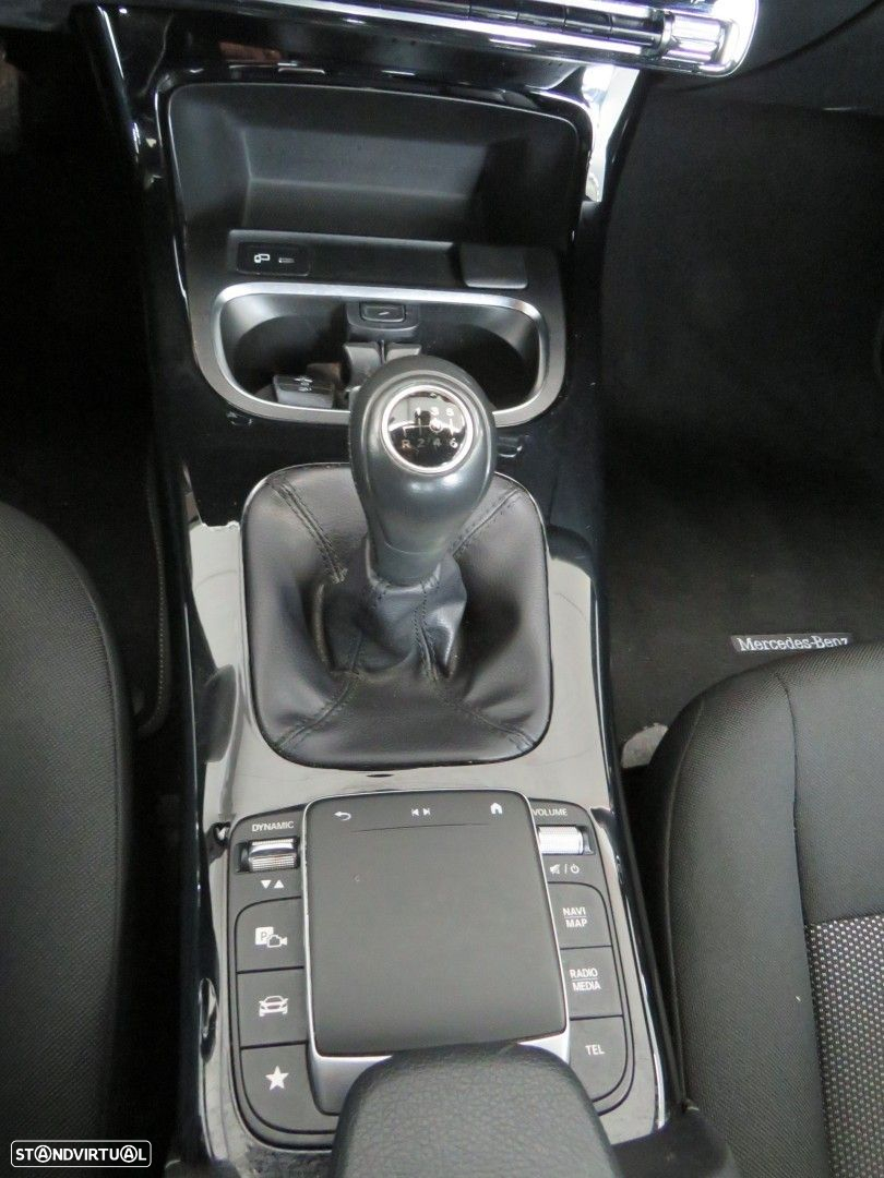 Mercedes-Benz CLA 180 d Shooting Brake Style Plus - 14