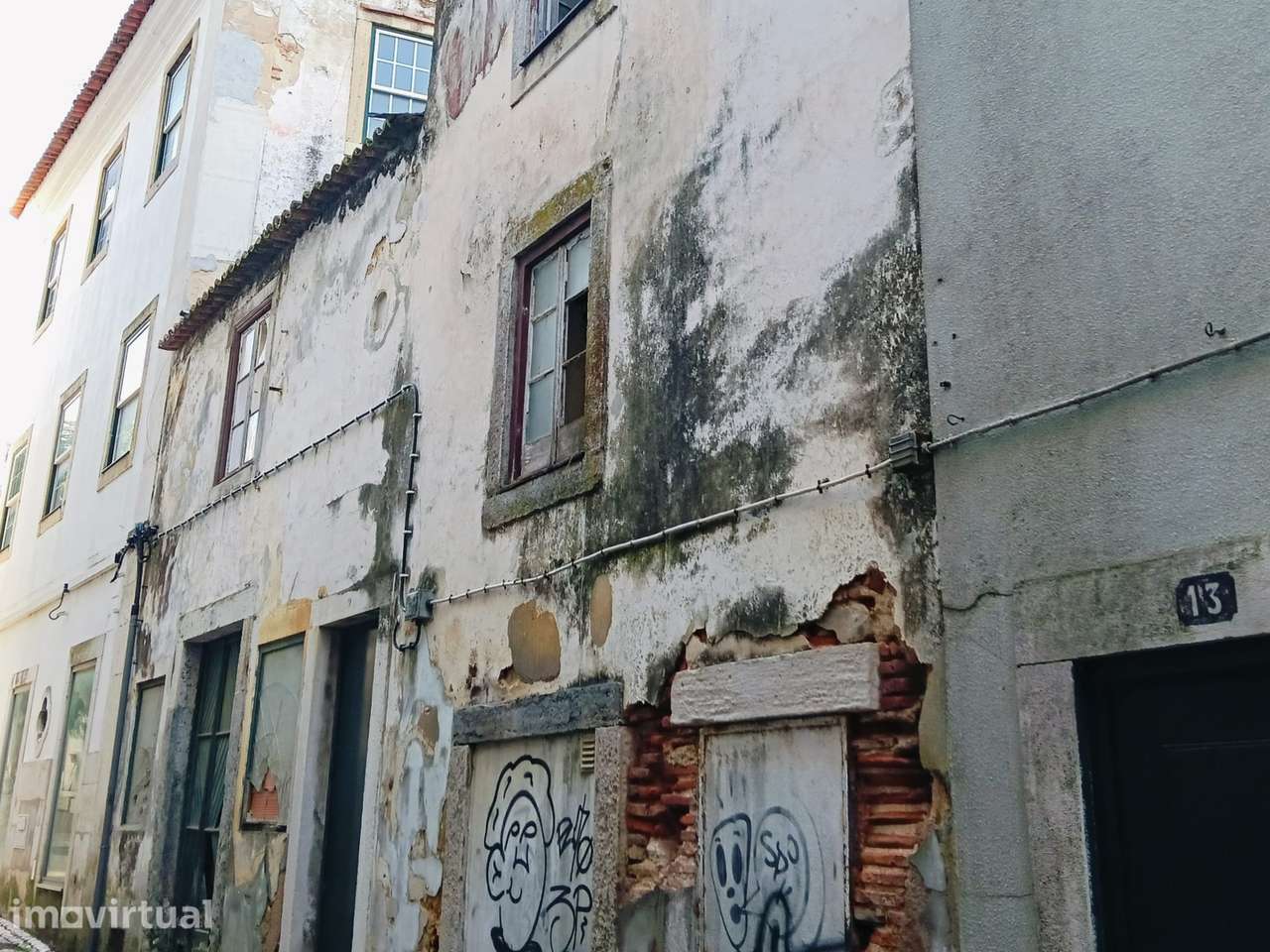 Prédio de 3 pisos no Centro Histórico - Grande imagem: 3/10