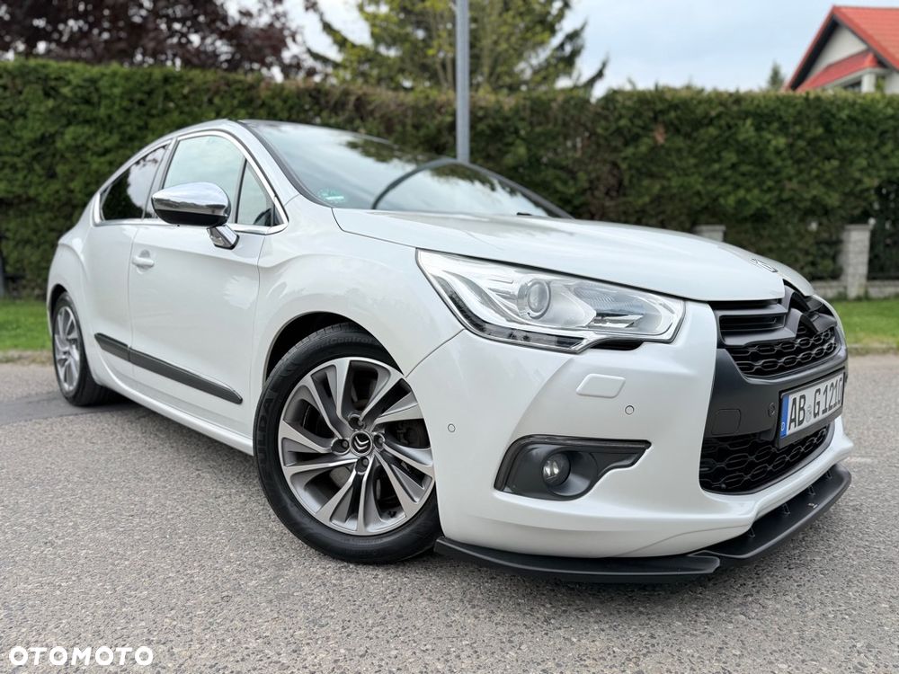 Citroën DS4 HDi 165 SoChic - 2