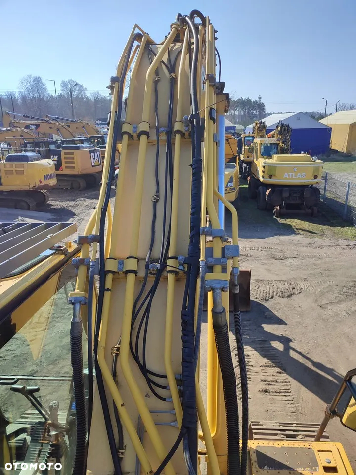 Komatsu PC 210 LC-8 - 24