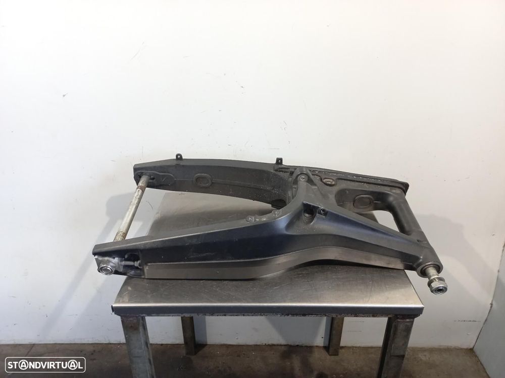 CHARRIOT TRASEIRO HONDA CBR 650R - 1