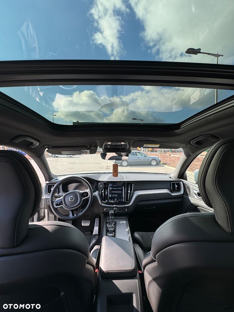 Volvo XC 60 T6 AWD R-Design - 21