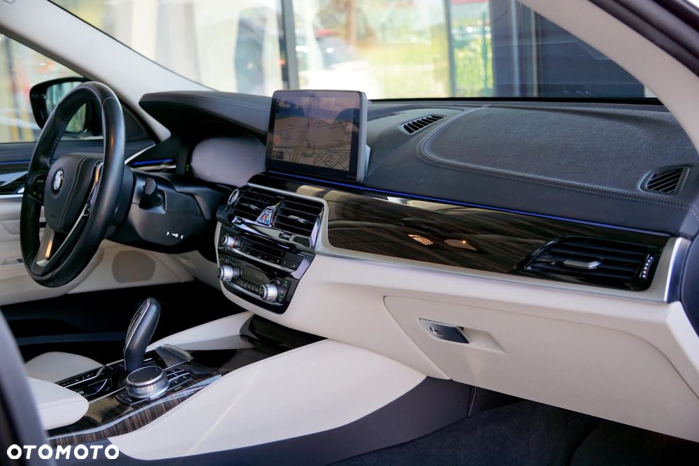 BMW Seria 6 - 23