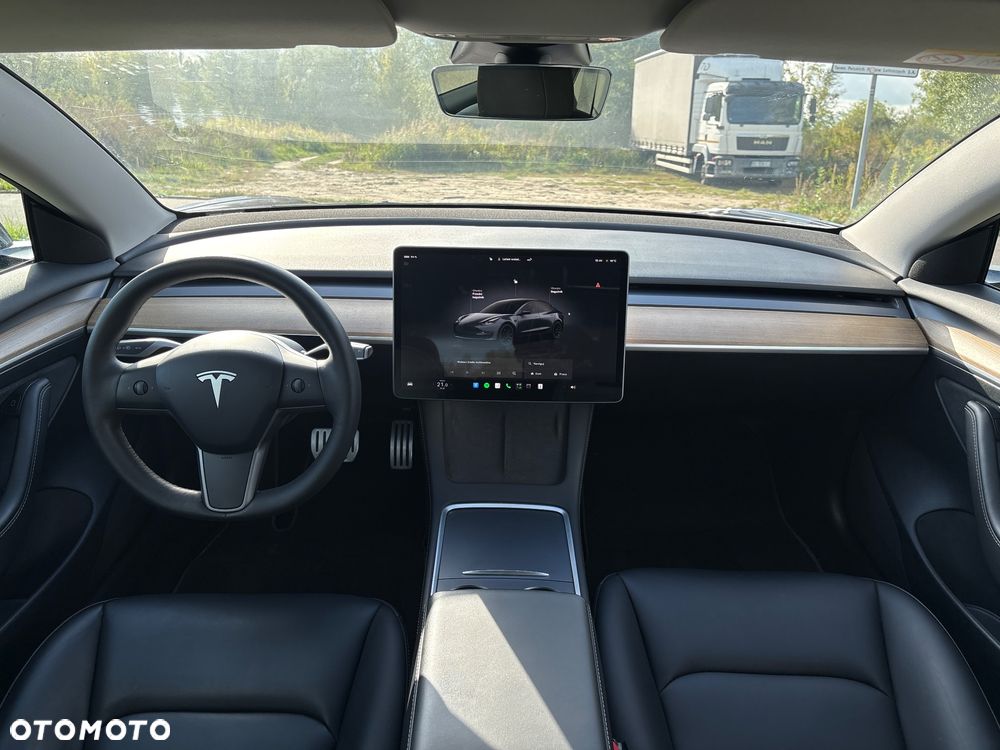 Tesla Model 3 - 27