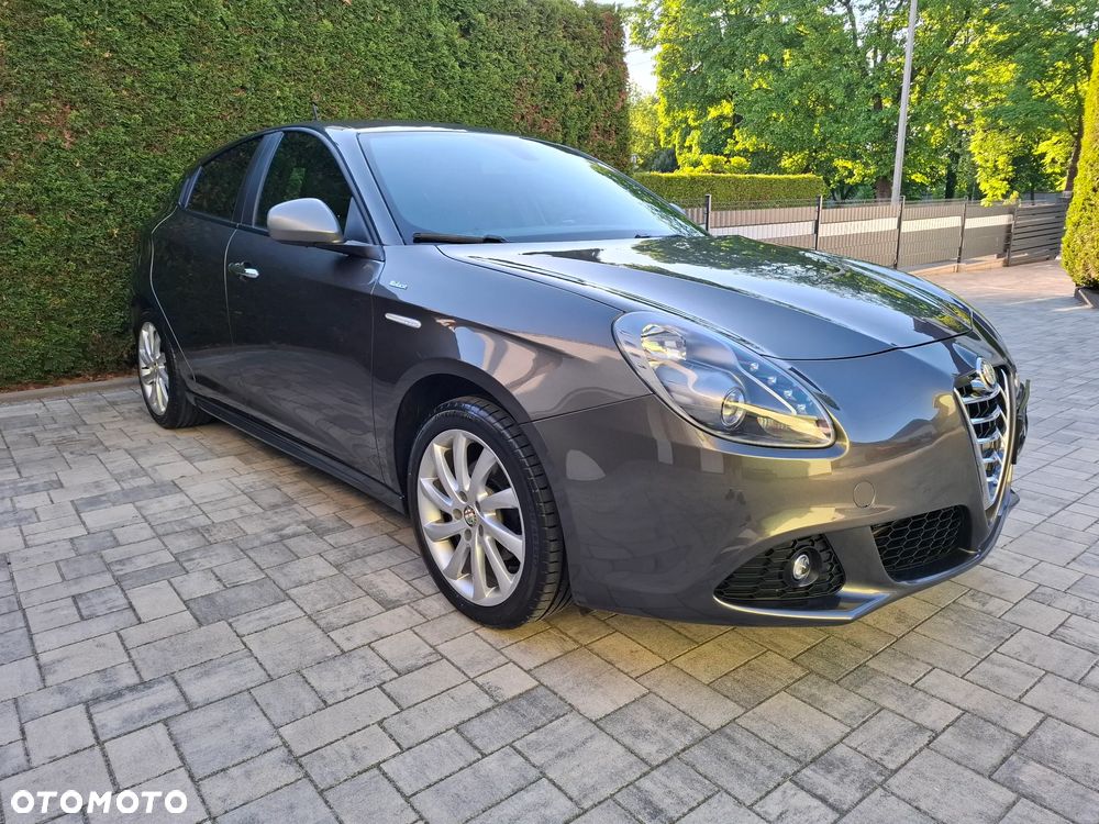 Alfa Romeo Giulietta - 1