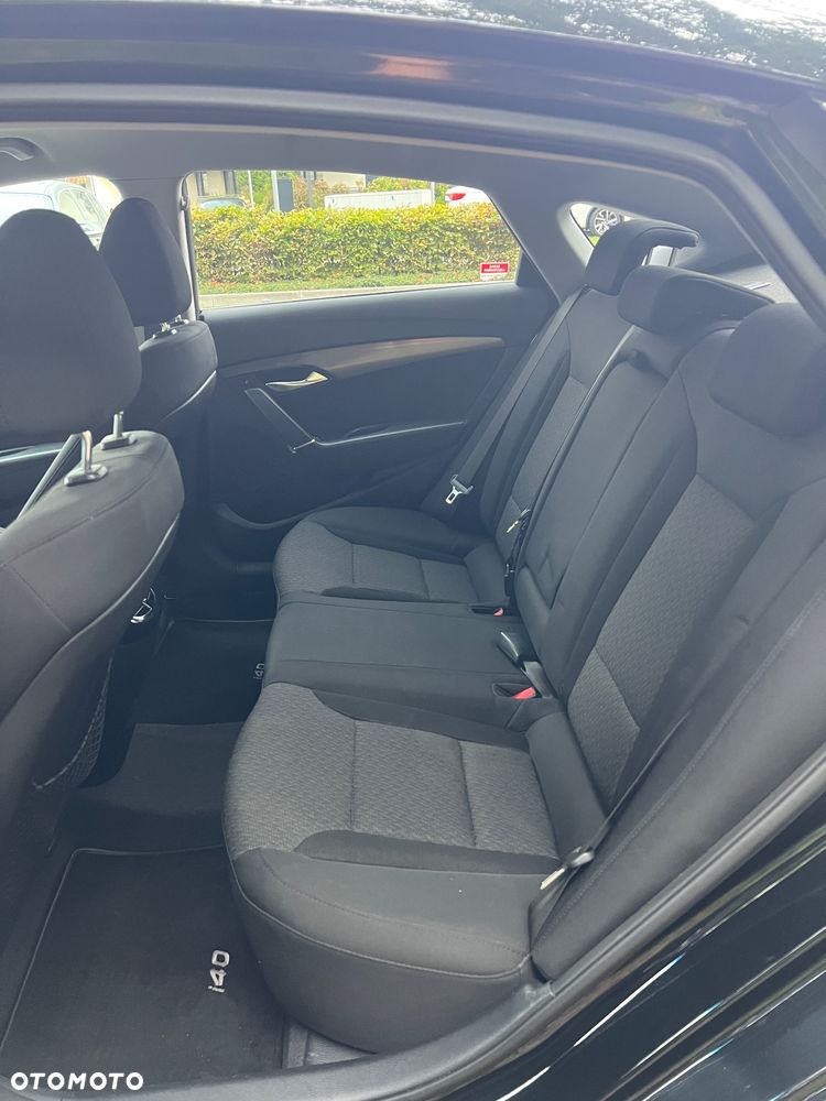 Hyundai i40 1.7 CRDi Comfort + - 11