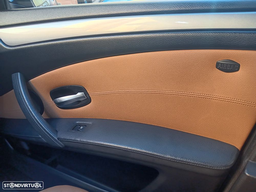 BMW 520 d Touring Executive - 55