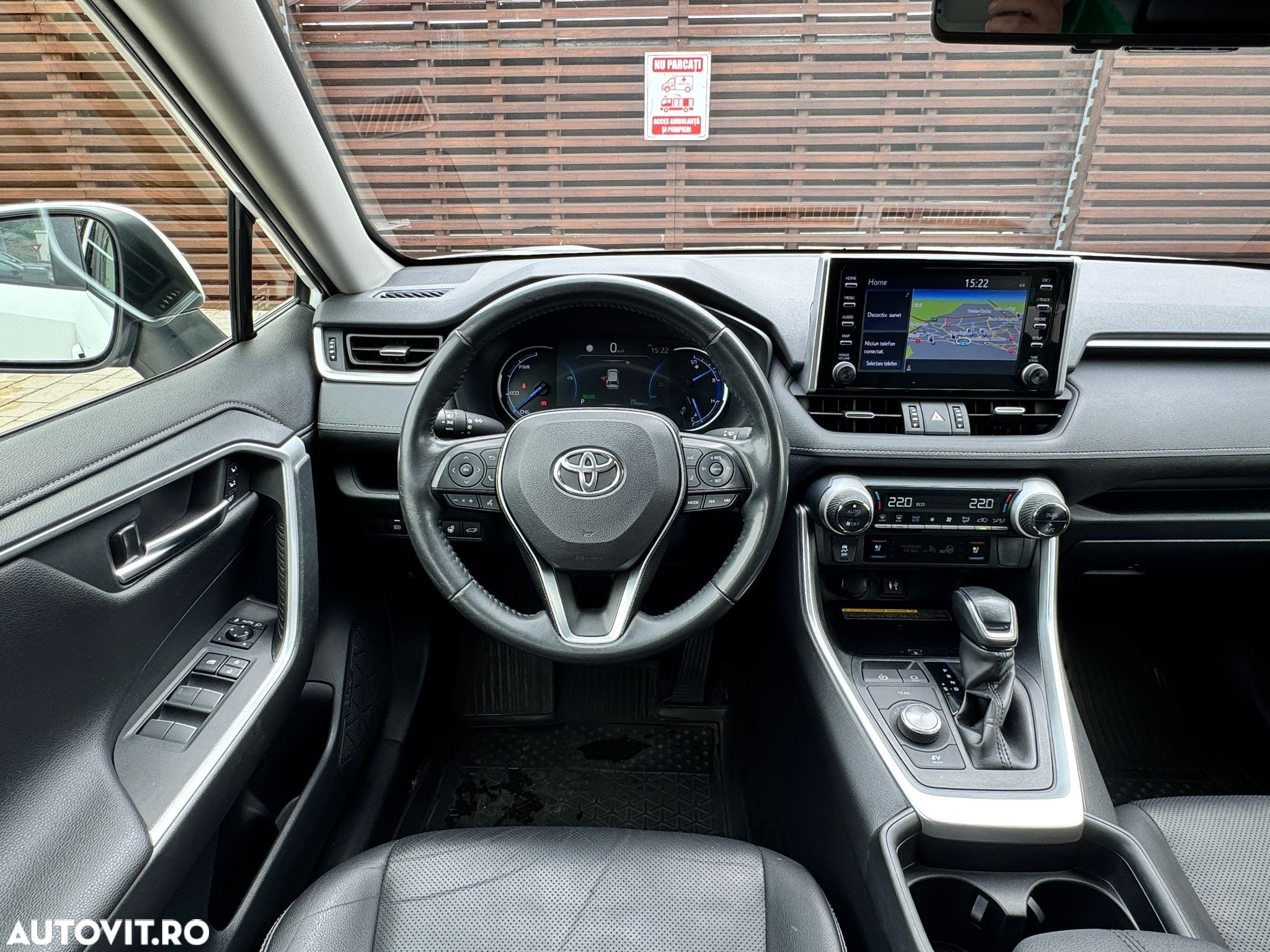 Toyota RAV4 2.5 Hybrid VVT-iE 4x4 Luxury Premium - 16