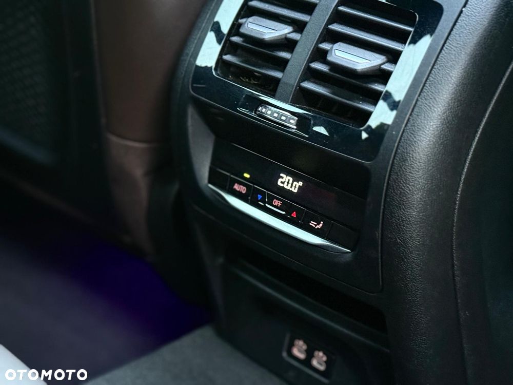 BMW X4 - 28