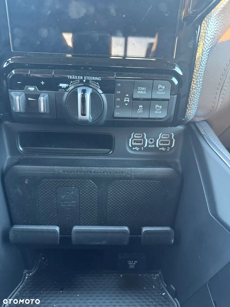 Dodge RAM 1500 5.7 4x4 - 27