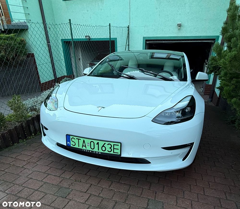 Tesla Model 3 Standard Reichweite Plus Hinterradantrieb - 21