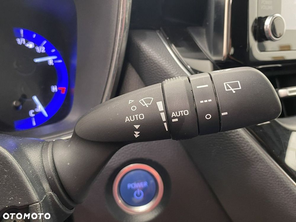 Toyota Corolla - 25