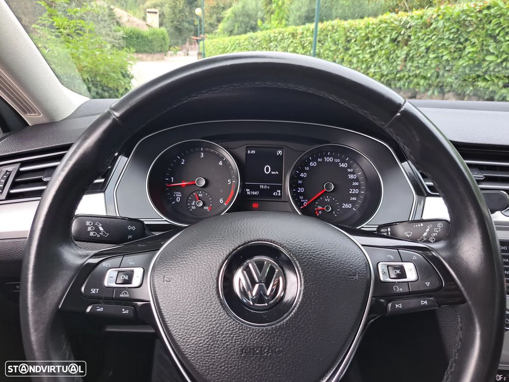 VW Passat 1.6 TDI (BlueMotion ) Comfortline - 20