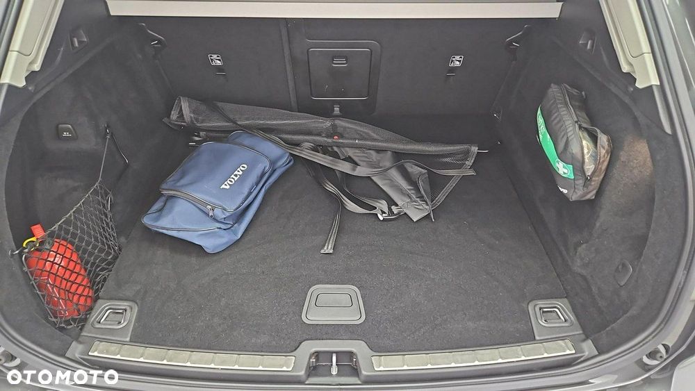 Volvo XC 60 - 24