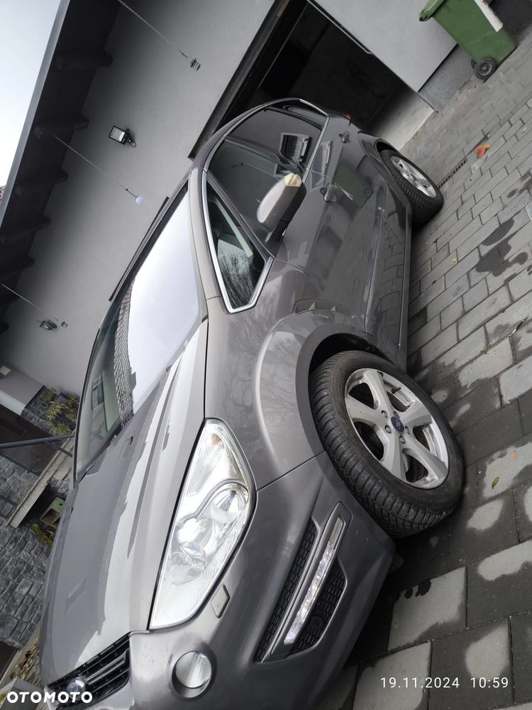 Ford S-Max 2.2 TDCi DPF Titanium - 3