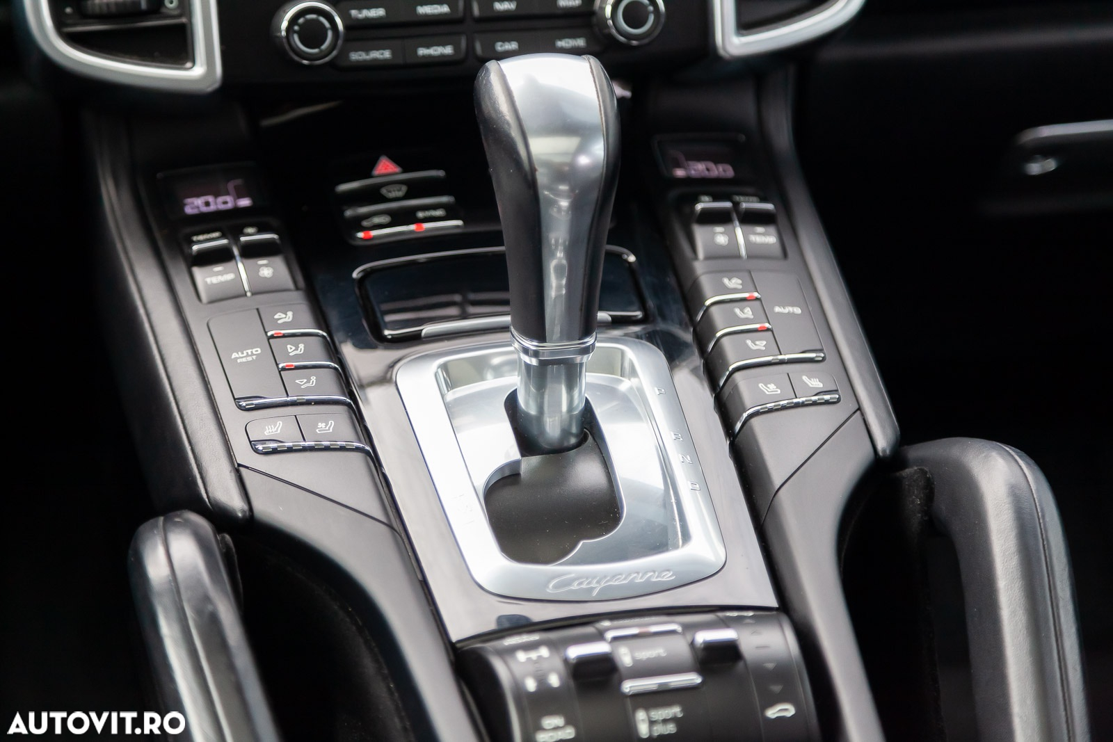 Porsche Cayenne Diesel Platinum Edition - 25