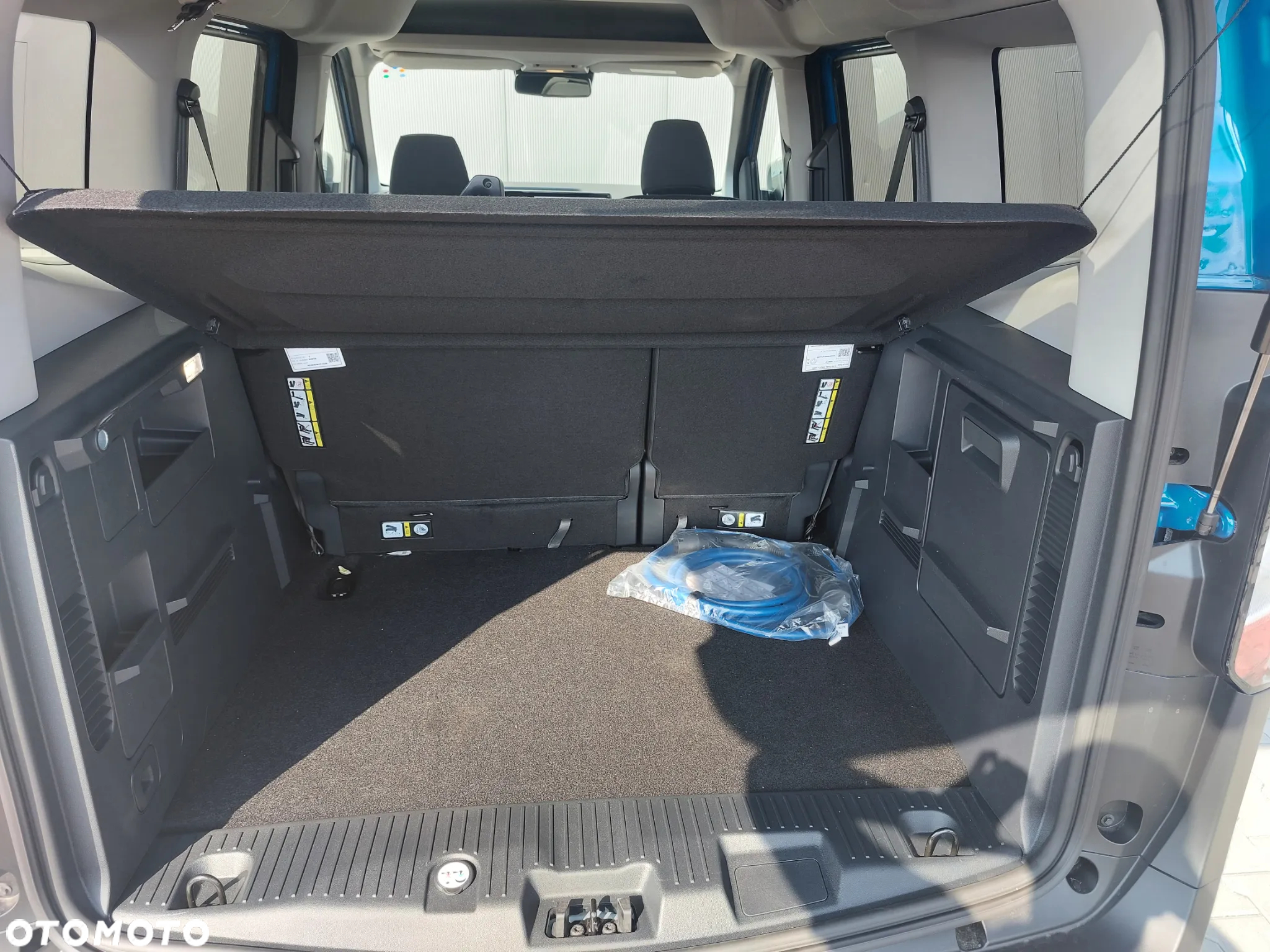Ford Tourneo Courier 43kWh Titanium - 10