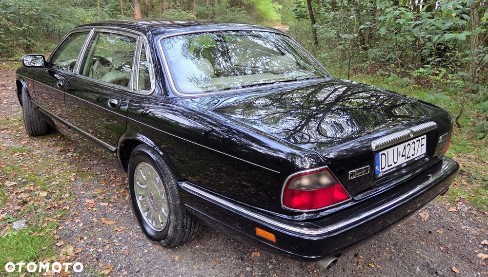 Jaguar Daimler - 4