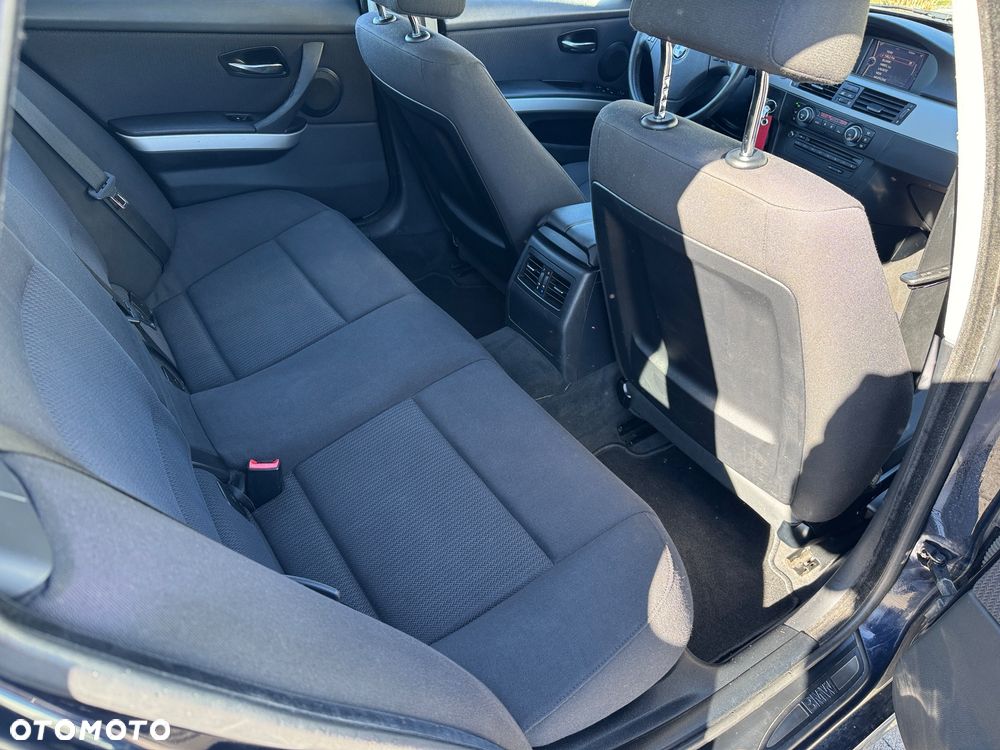 BMW Seria 3 318d DPF Edition Lifestyle - 18