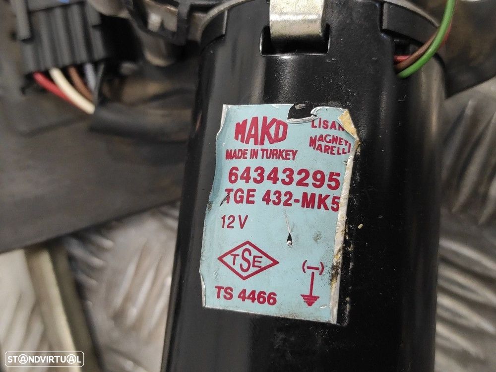 MOTOR LIMPA-VIDROS FRONTAL DACIA LOGAN 2007 - 4