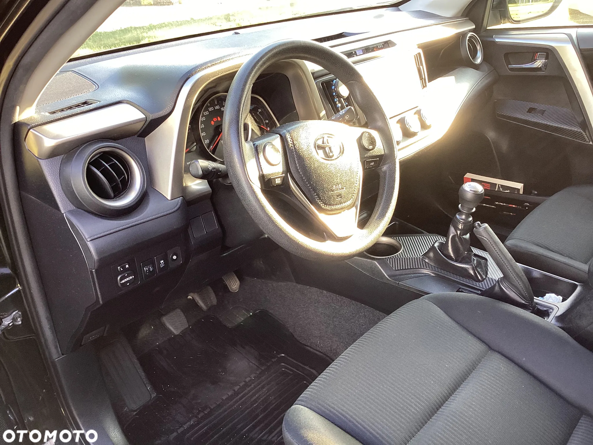Toyota RAV4 2.0 D-4D Premium - 13